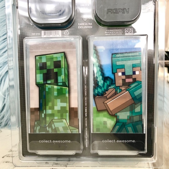 Minecraft, FiGPiN, Steve, #1533, Creeper, #1534, Target Exclusive, NEW, SEALED - Picture 5 of 10
